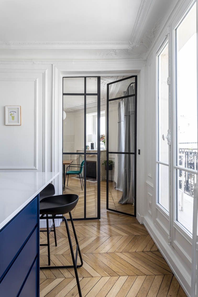 Duplex réunissant un grand appartement et 4 chambres de service à Paris - 9 ème — vue 11