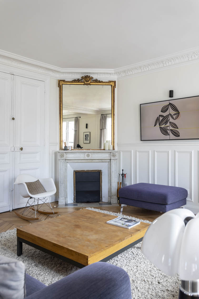 Duplex réunissant un grand appartement et 4 chambres de service à Paris - 9 ème — vue 09